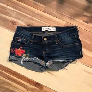 Hollister shorts 🕶